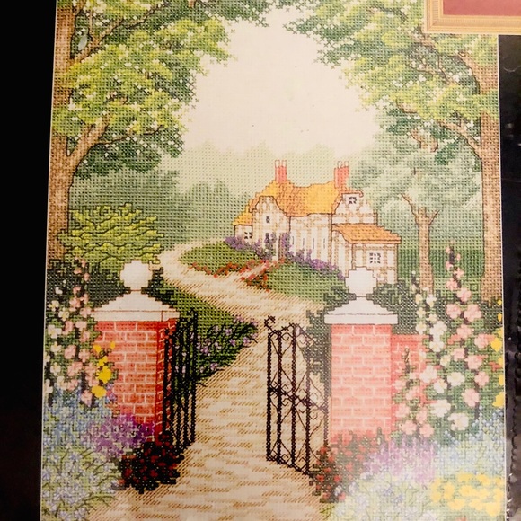 Cross Stitch Kit Carriage Gate 02-452 New Janlynn - Picture 2 of 6